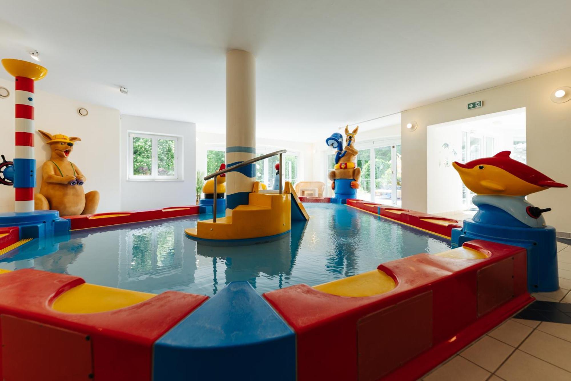 Отель Trebesingerhof Экстерьер фото